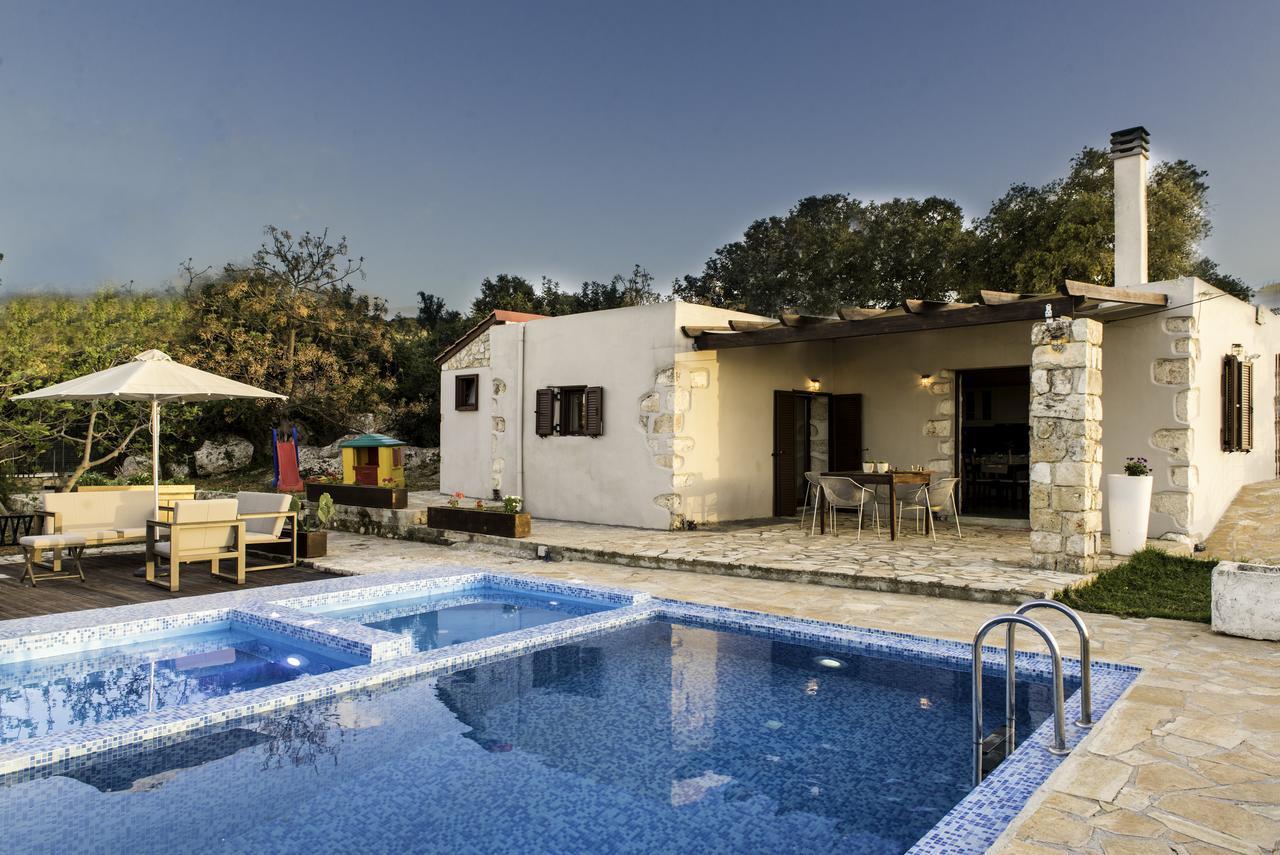 Minoas Villa Arménoi Esterno foto